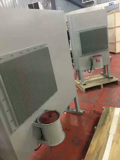 立式后装散热片防爆变频器箱与非标防爆配电箱 工业安全的关键装备